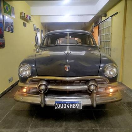 FORD CUSTOM 3.9 DELUXE V8 GASOLINA 4P MANUAL